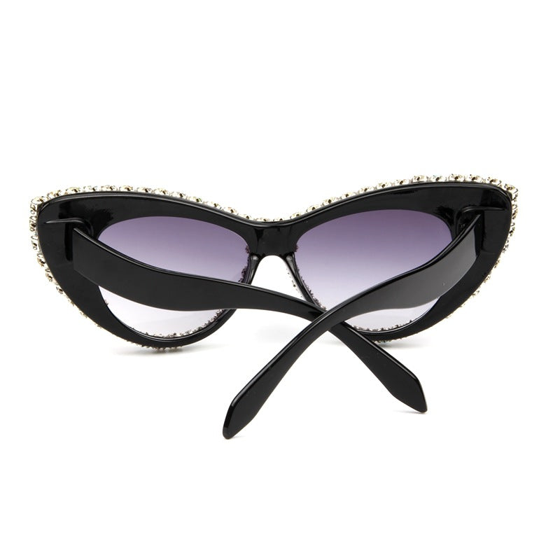 Women's glamorous cat-eye sunglasses with sparkling crystal accents Bowlift