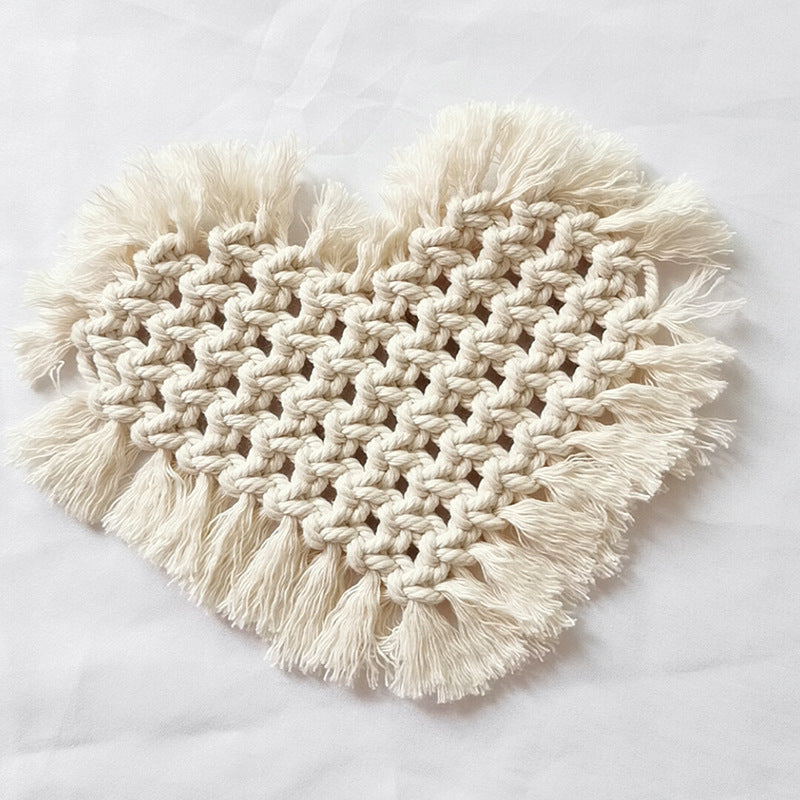 Decorative Macramé Heart-Shaped Trivet Bowlift