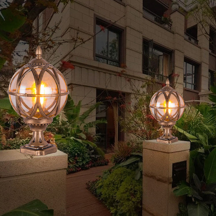 Traditional Colonial Globe Glass Aluminum 1-Light Outdoor Light For Garden | Bowlift