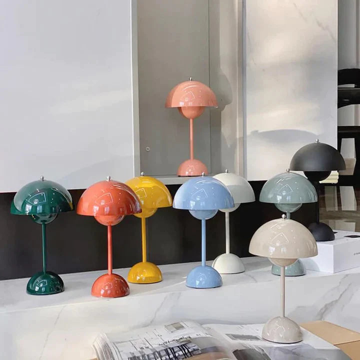 BowLift | Modern table lamp