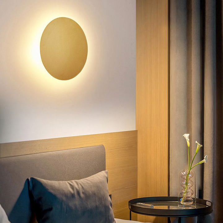 BowLift | Modern Wall Lamp Made of Metal in Round Shape for Bedroom