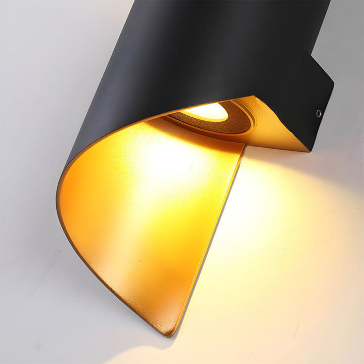 BowLift | LED Wall Light with Minimalist Aluminum Design