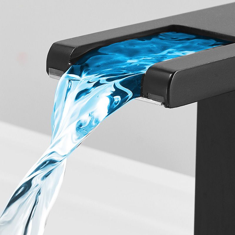 BowLift | Modern basin mixer single lever sink faucet