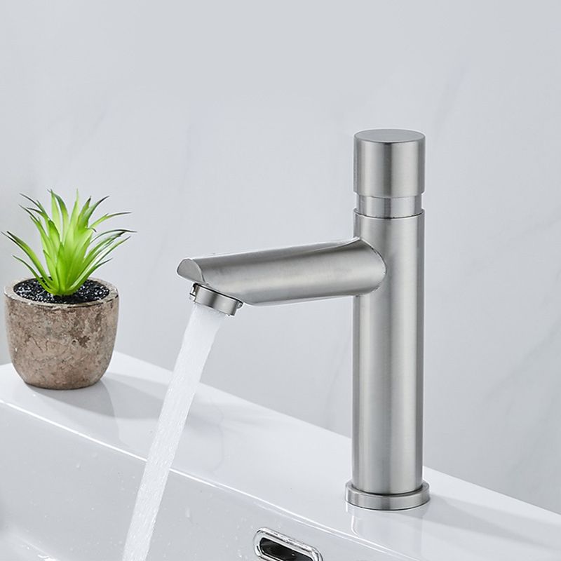 BowLift | Modern Low Arc Basin Faucet with Single Lever Bathroom Sink Faucet
