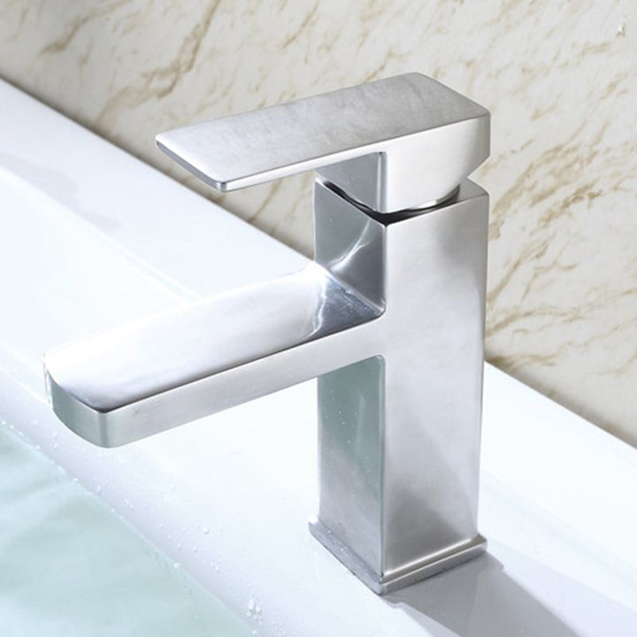 BowLift | Basic sink faucet simple low arc metal centerset sink faucet for bathroom