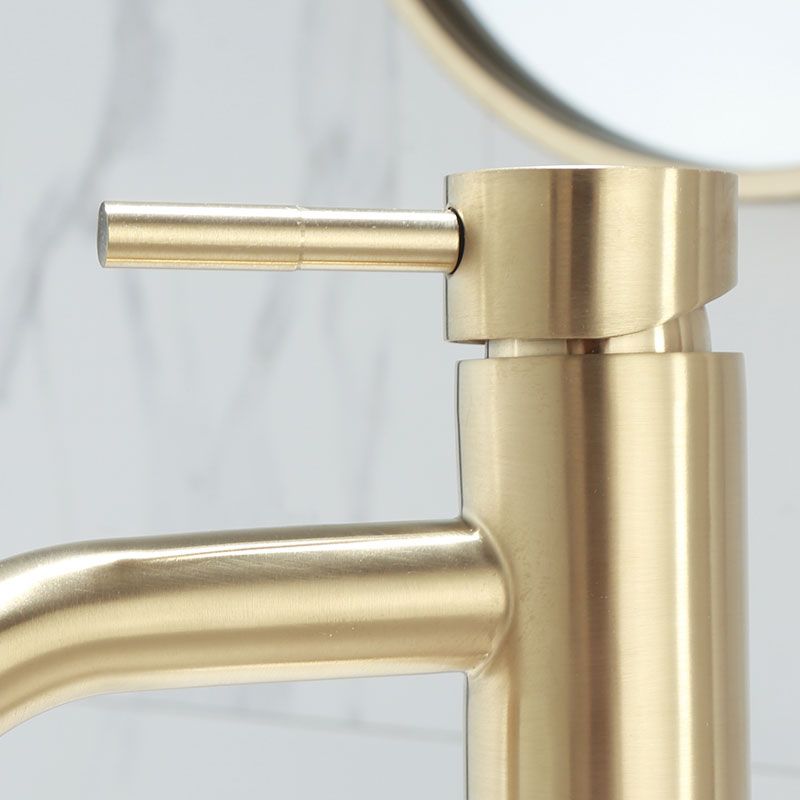 BowLift | Deck Mounted Roman Tub Faucet Low Arc Tub Faucet Set in Gold