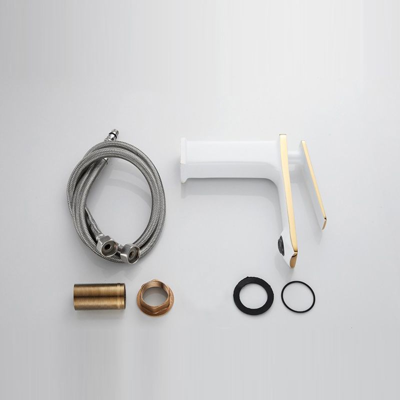 BowLift | Single Hole Sink Faucet 6.69" H Modern Luxury Sink Faucet