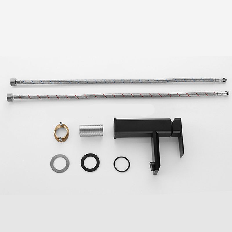 BowLift | Single Hole Faucet 6.69" H Modern Low Arc Bathroom Faucet