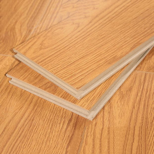 BowLift | Contemporary Laminate Floor Light Color Wood Laminate Floor