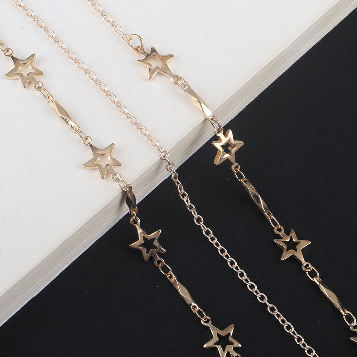 Star-Decorated Eyewear Chain Bowlift