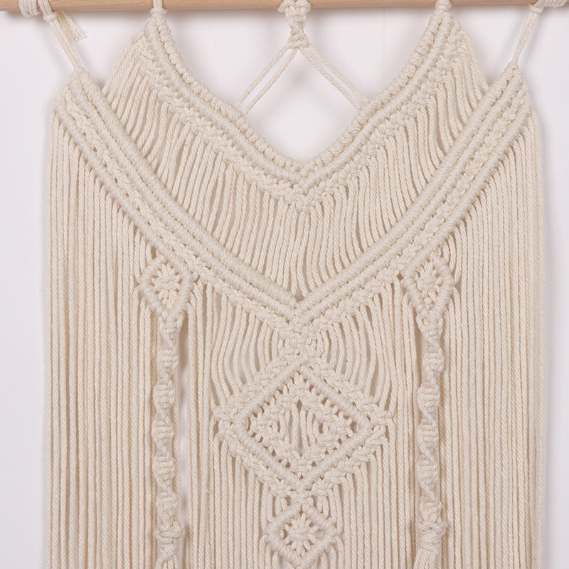 Hand-knotted wall hanging Bowlift