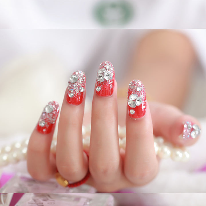 Artificial nails with delicate floral decorations Bowlift