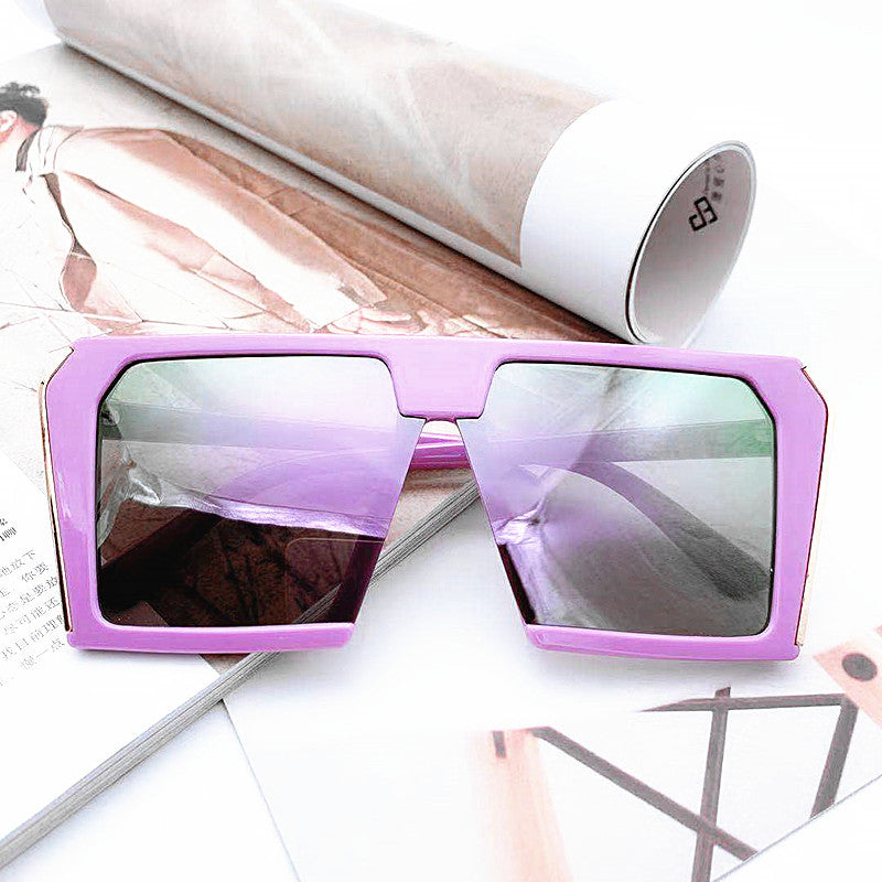 Ladies stylish geometric sunglasses in angular design Bowlift