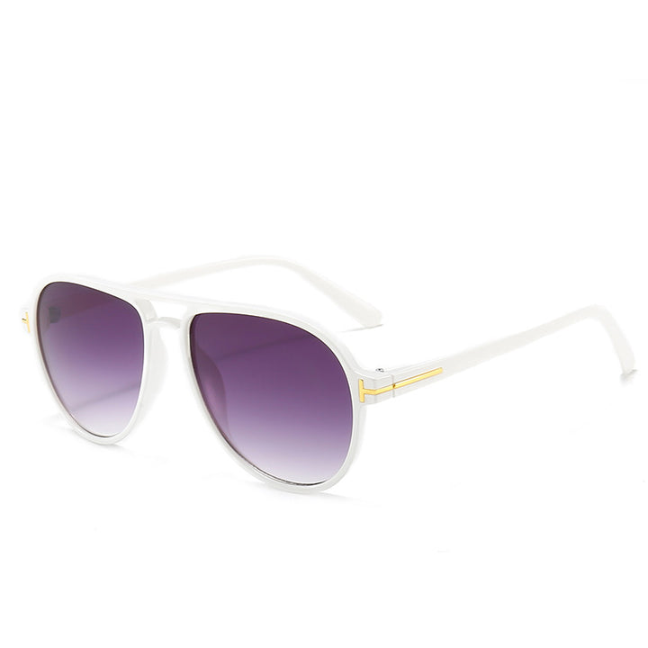 Elegant Aviator-Style Sunglasses Bowlift