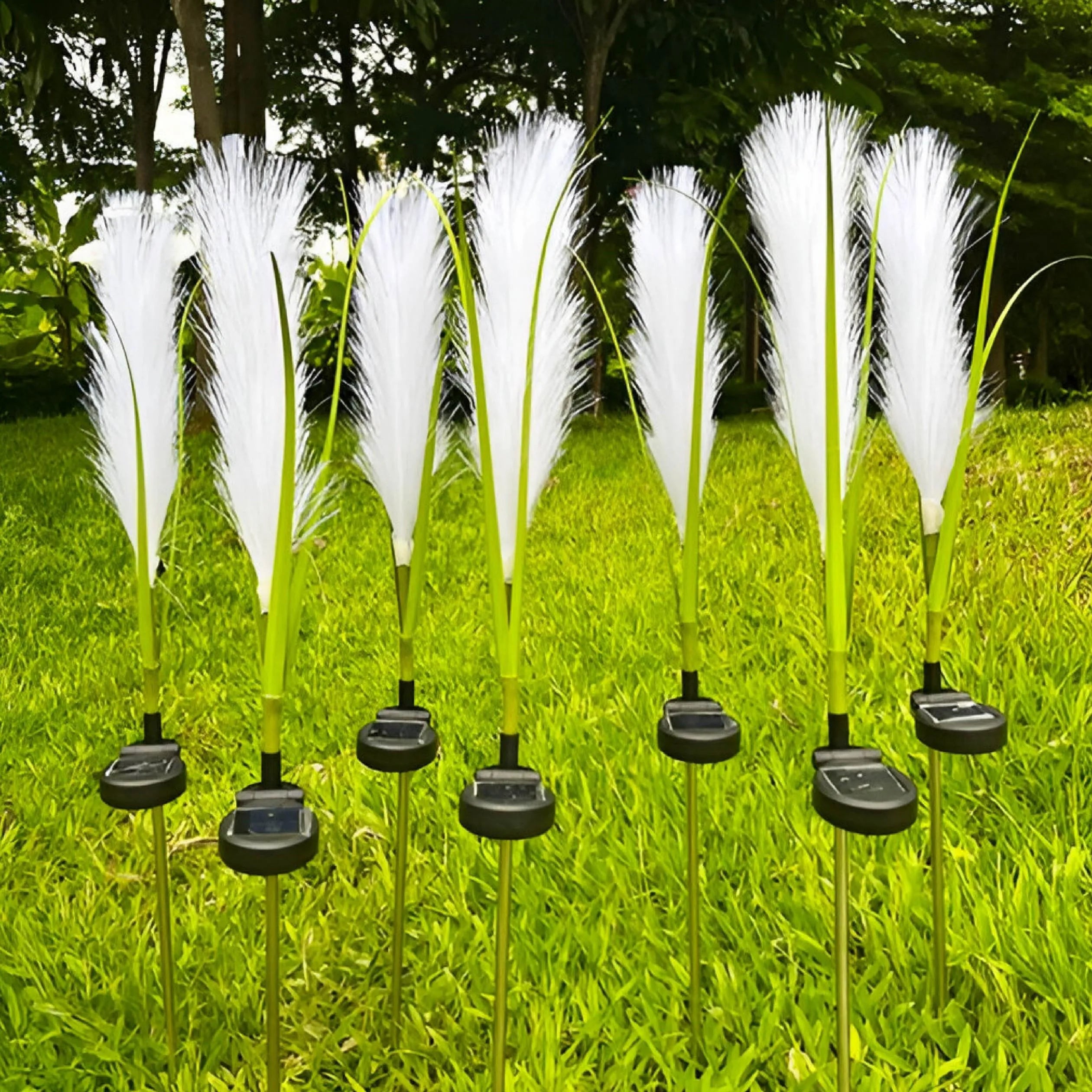 BowLift | EcoGlo – Sustainable Solar Reed Lamp