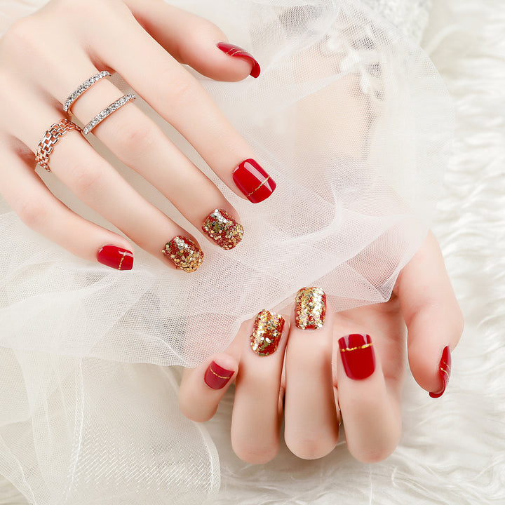 Glittery Press-On Nail Set