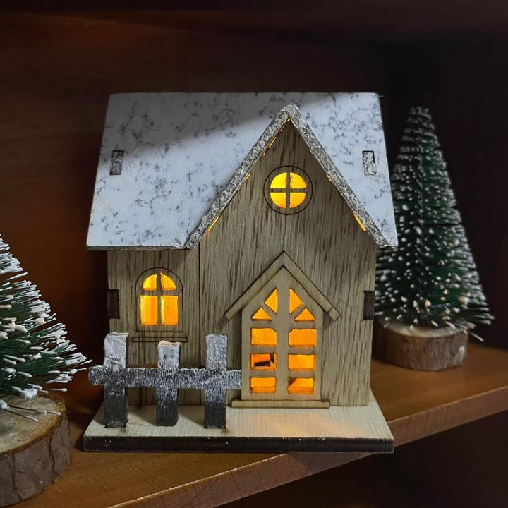 BowLift | Christmas Lighted House