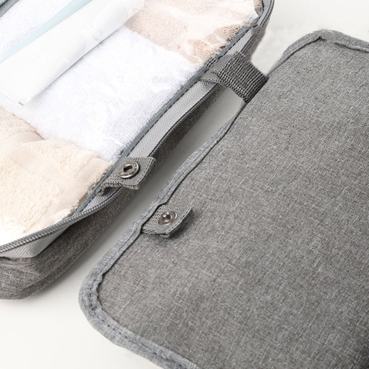 BowLift | Travelique Travel Cosmetic Organizer | Compact & Water-Repellent | With 4 Compartments & 360° Hook | For Women & Men