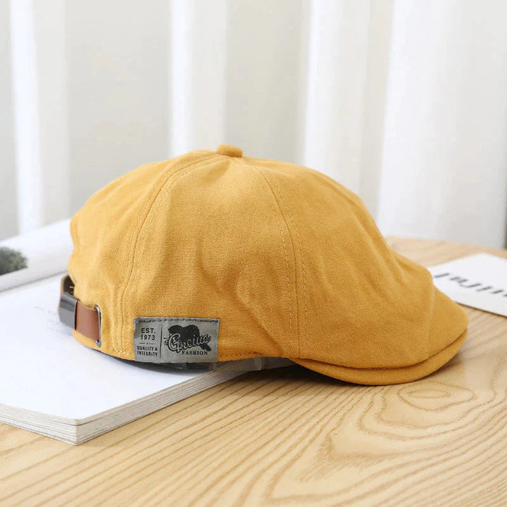 BowLift | vintage beret