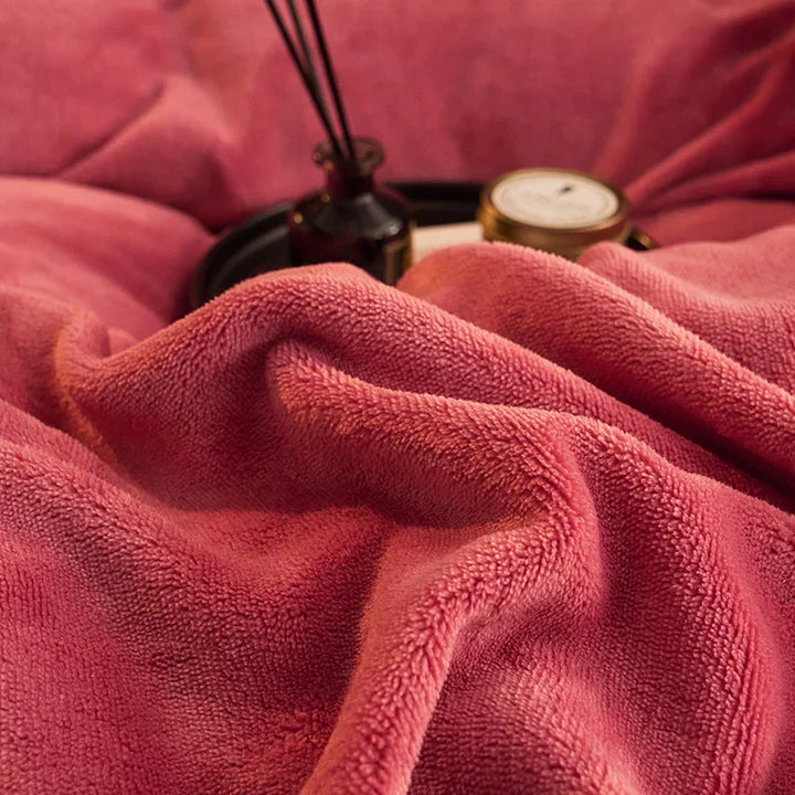 BowLift | PlushHaven Luxe Velvet Duvet Cover Set – Kingsize Warmth & Comfort