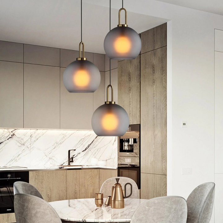 BowLift | Modern Atmospheric Glass Pendant Lamp for Dining Room and Kitchen
