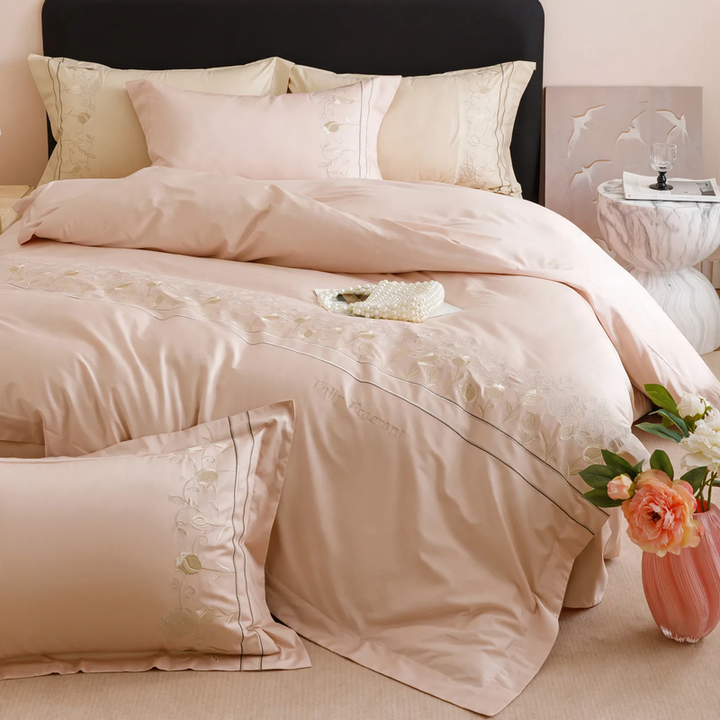 Luxurious 4-piece bedding set made of long-staple cotton