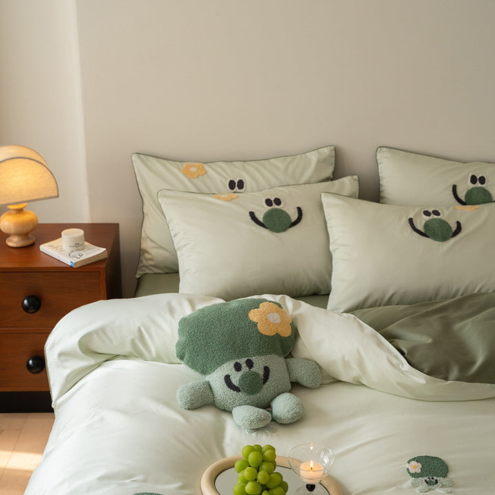 Bedding set made of 100s long-staple cotton with embroidery
