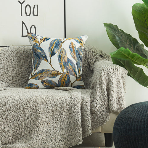 Leaf Pattern Decorative Pillow