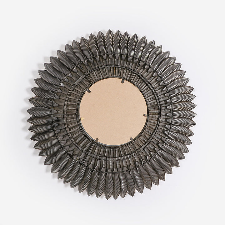 Leaf-Themed Decorative Wall Mirror Bowlift
