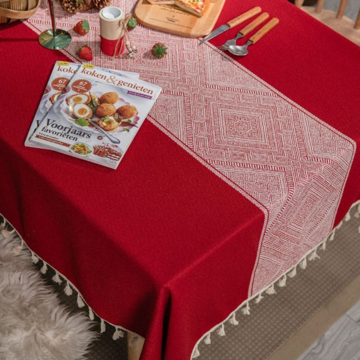 BowLift | Glisstra Geometric Tassel Tablecloth