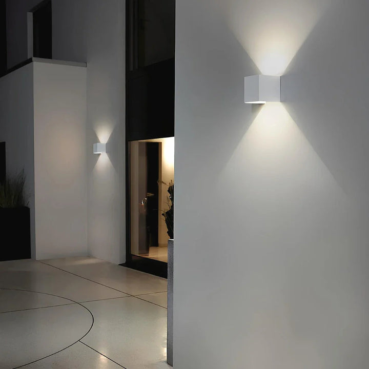 BowLift | Adjustable Wall Light