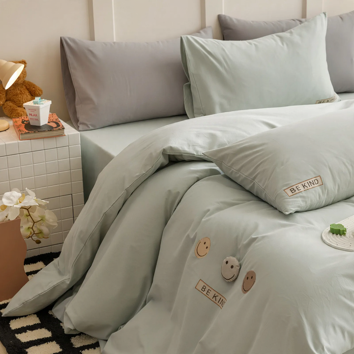 Cotton bedding set, 4-piece, cartoon design