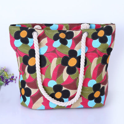 Large and Colorful Beach Bag with Floral Pattern Bowlift