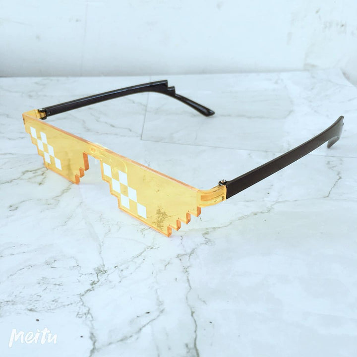Pixelated Fashion Sunglasses Bowlift