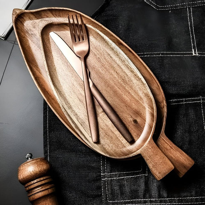 BowLift | Leaf-Shaped Wooden Serving Plate