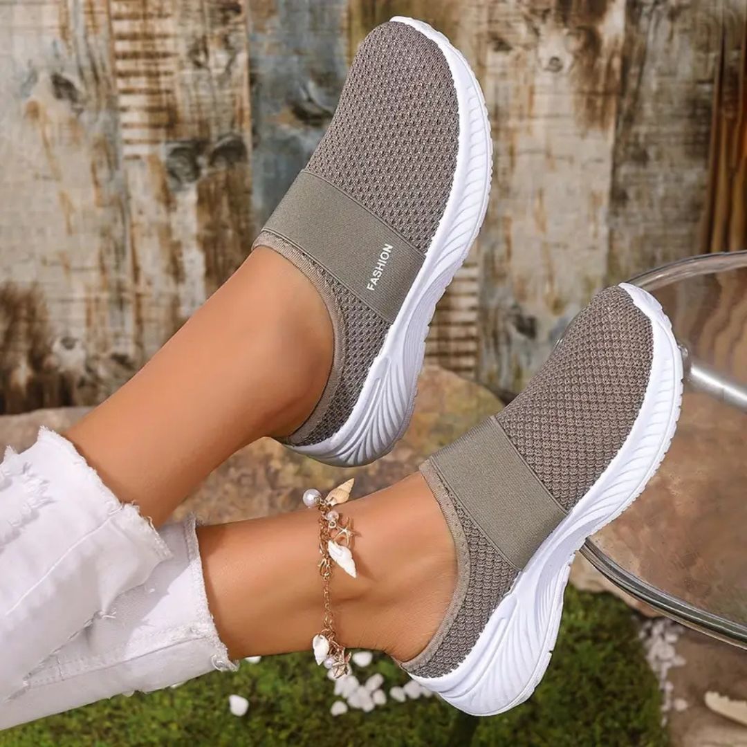 AerySoul – BreezeLite Slip-On Mesh Sneakers