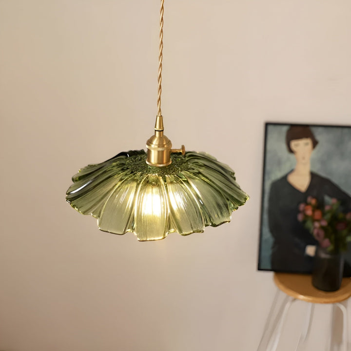 Hanging lamp with floral motif – Warm light & stylish design | For your home | Bowlift