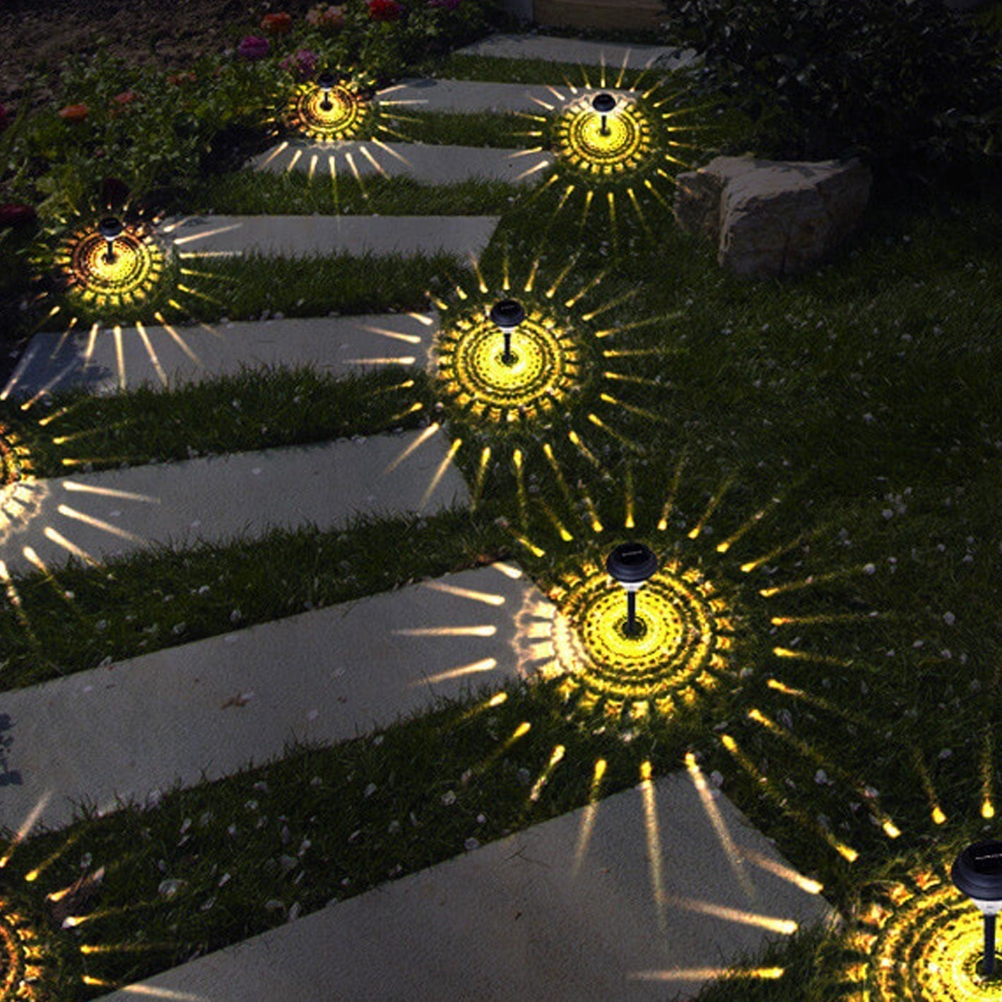 BowLift | Solar waterproof circular divergent light shadow design LED outdoor garden decorative light