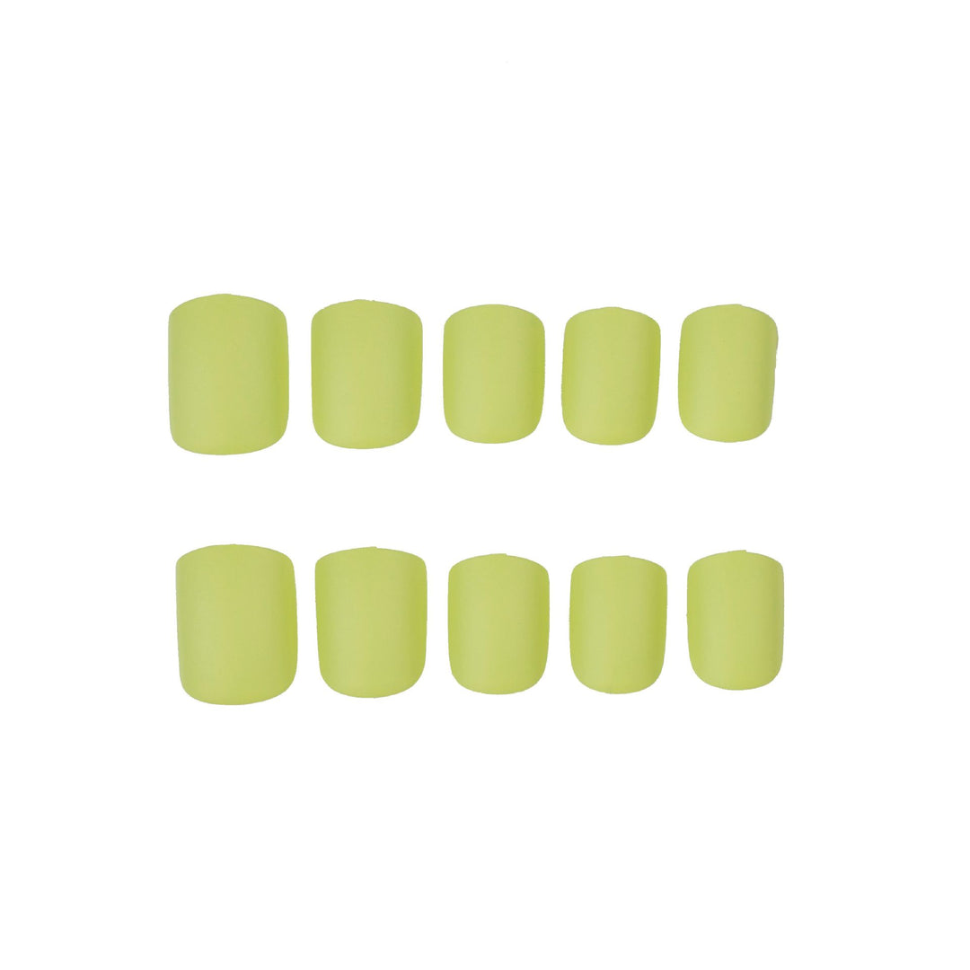 Artificial nail art in modern style Bowlift