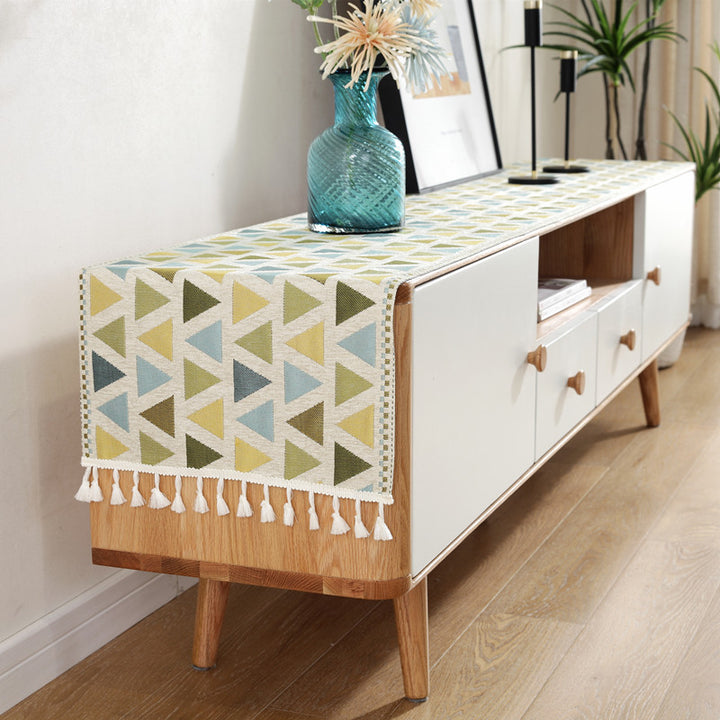 Geometric Triangle Pattern Table Runner