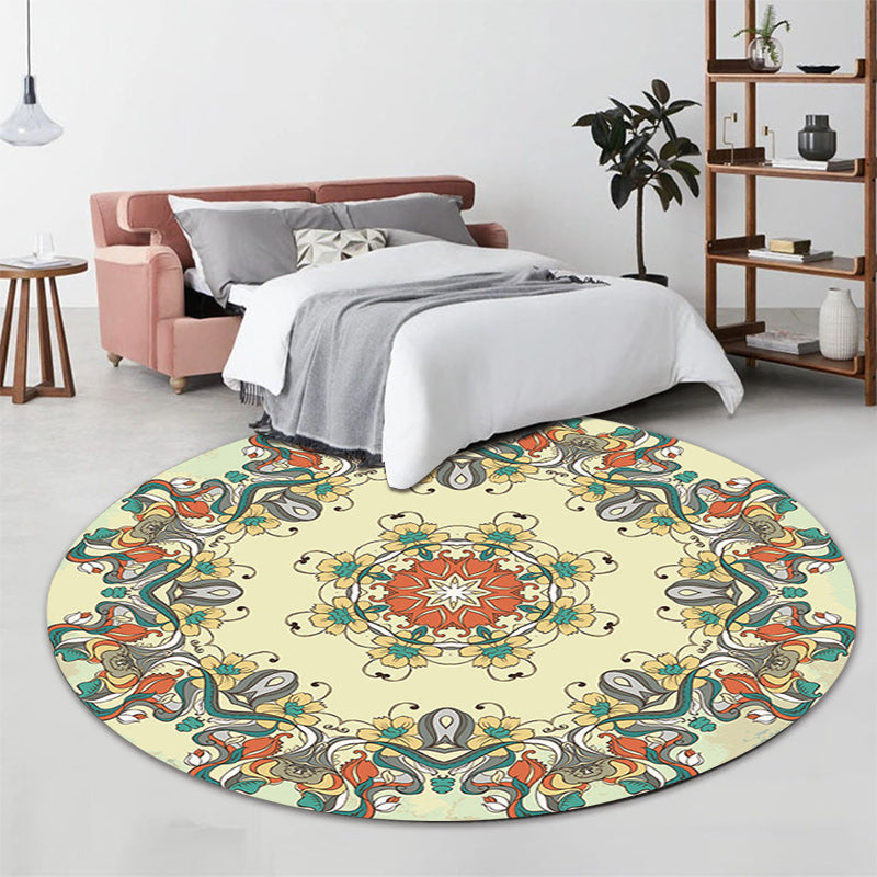 Vintage Floral Print Rug Yellow Flannel Rug Machine Washable Non-Slip Rug for the Bedroom | Bowlift