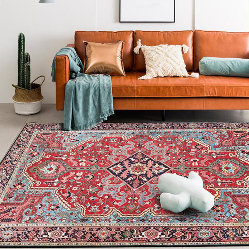 Red bedroom carpet Moroccan medallion floral design carpet polyester pet-friendly non-slip backing carpet | Bowlift