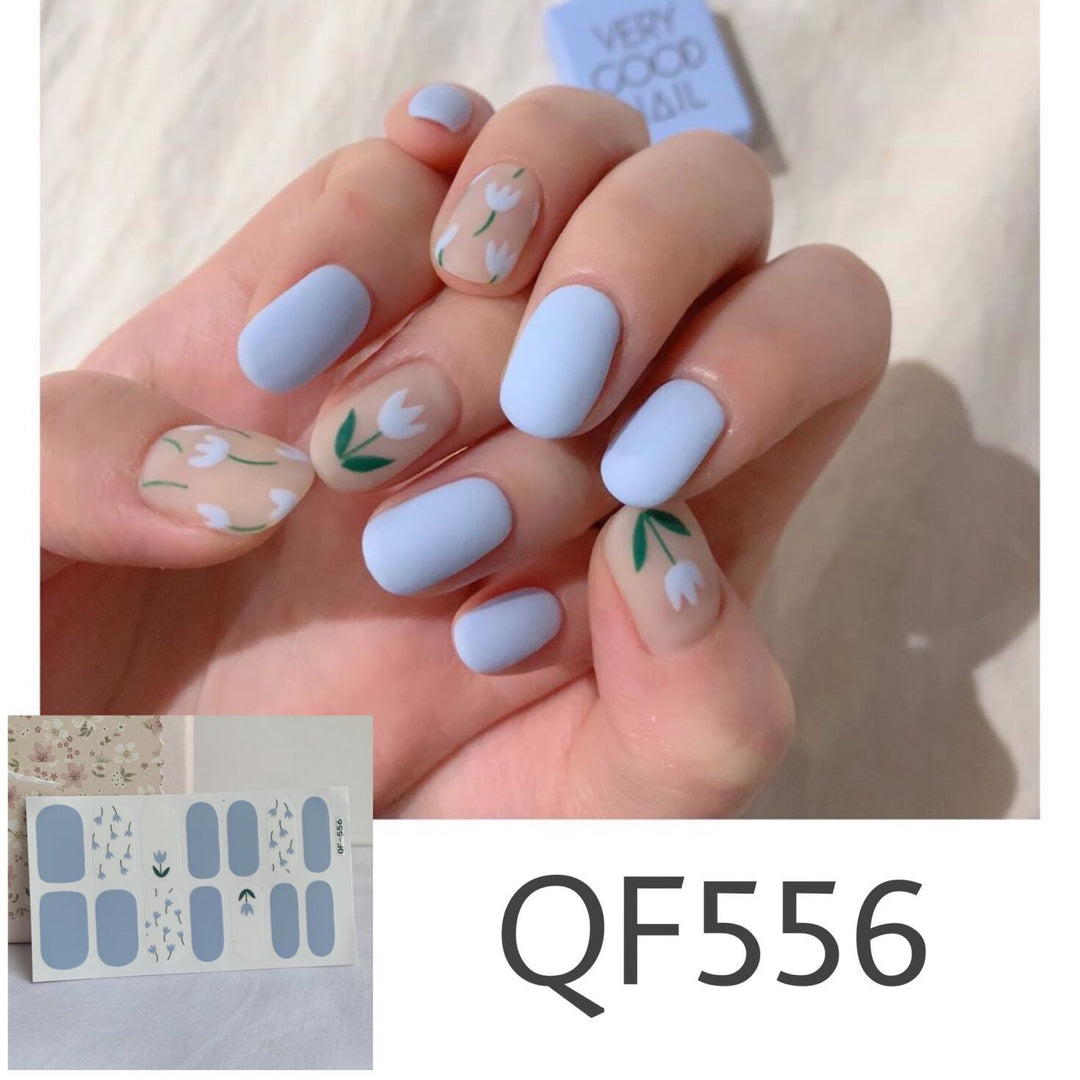 Artificial nail art with star design Bowlift