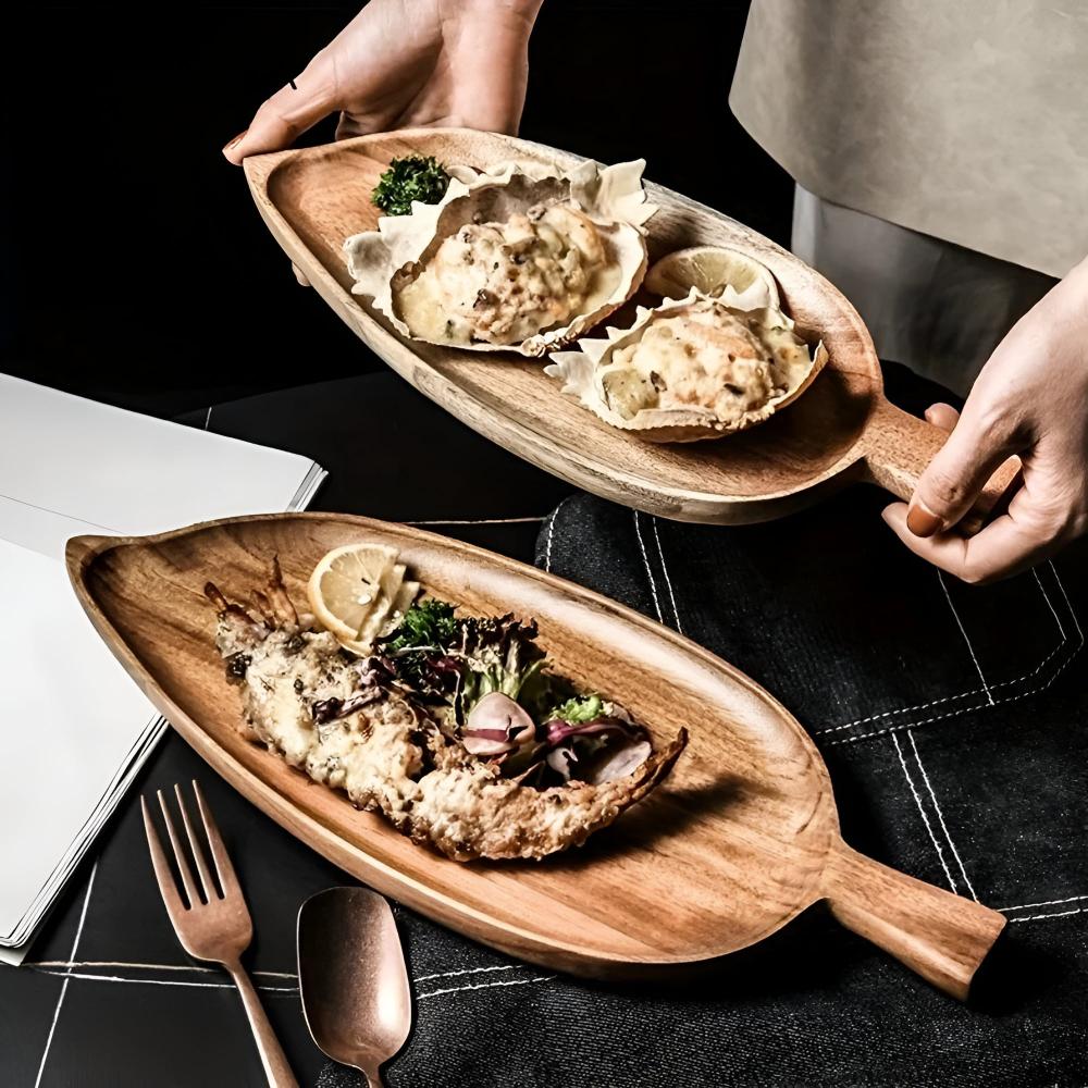 BowLift | Leaf-Shaped Wooden Serving Plate