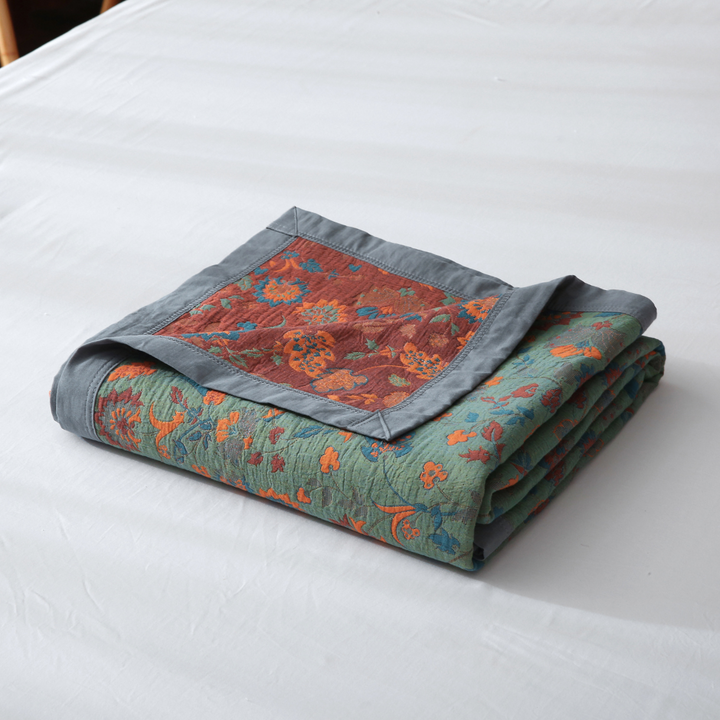 BowLift | Gothel™ Retro Flower Blanket – Luxury Vintage Atmosphere