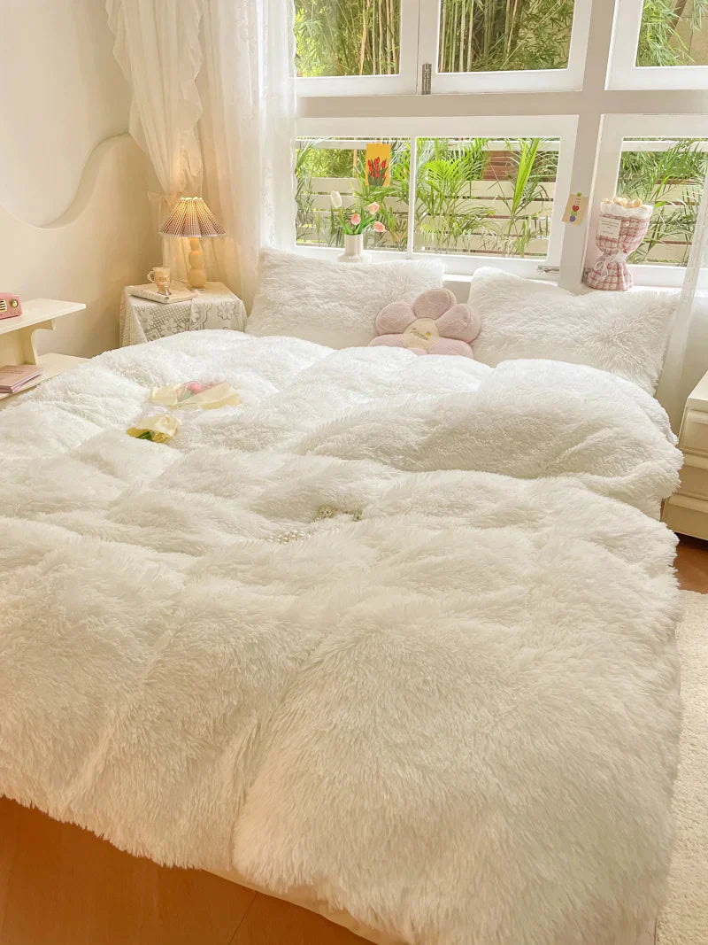 BowLift | FluffCandy - Luxury Long-Haired Duvet Cover for Winter Warmth