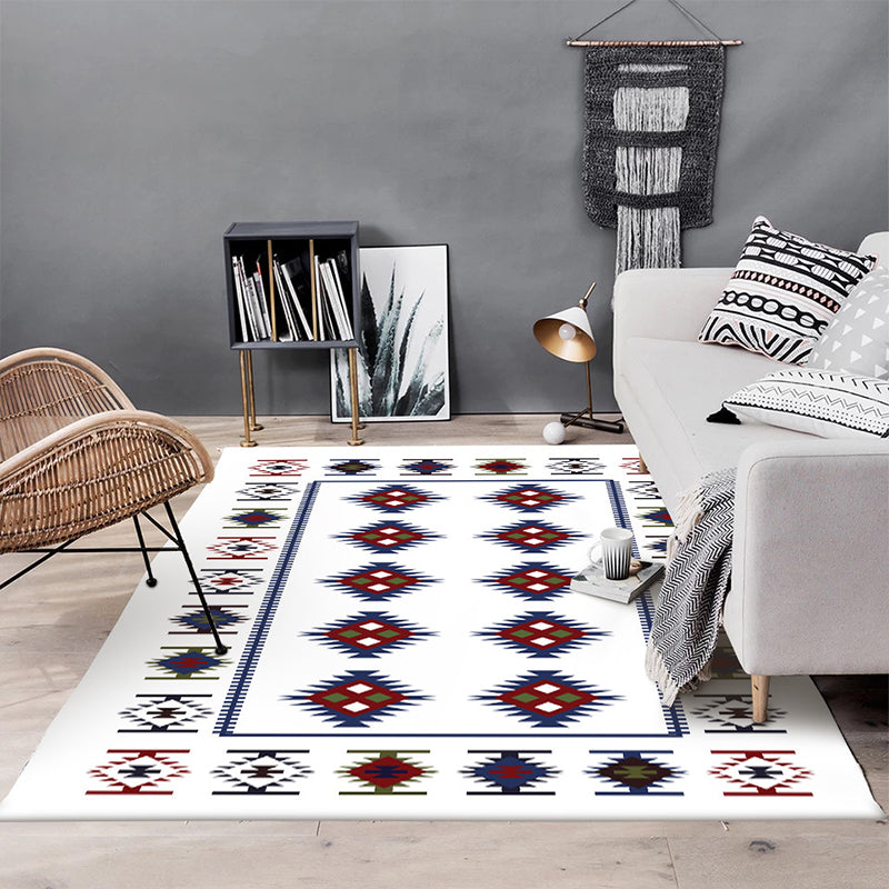 BowLift | Simple Tribal Pattern Rug White Vintage Rug Polyester Washable Non-Slip Back Rug for Bedroom
