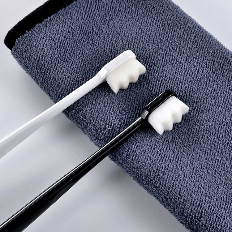 BowLift | 10000 BRISTLE TOOTHBRUSH