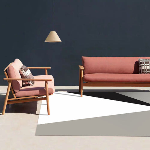 Modern living room rug in gray and white, color block triangle print, rug made of polyester, washable area rug | Bowlift