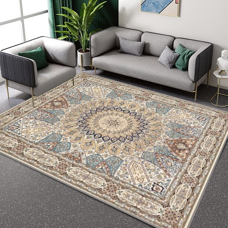 Brown bedroom rug with Moroccan medallion pattern made of polyester, non-slip, machine washable | Bowlift